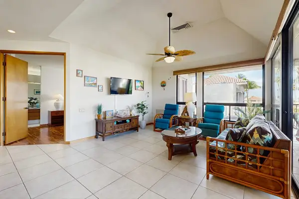 Spacious Open-Concept Island Retreat