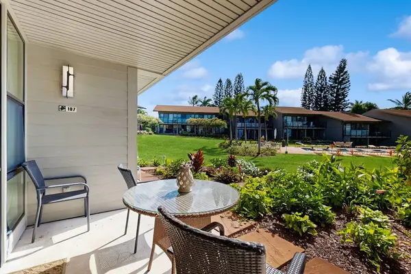 Tropical Patio Retreat With Garden Views