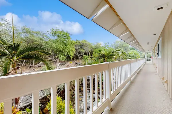 Upper-Level Courtyard Walkway