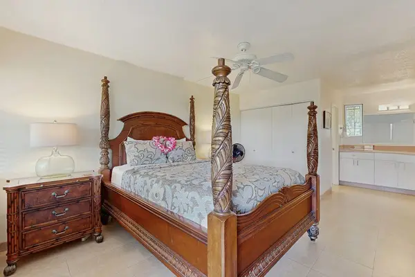 Master bedroom with queen bed