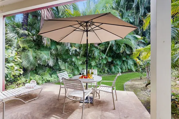 Private Garden Patio Retreat