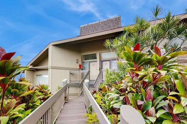 Charming property surrounded by lush tropical gardens