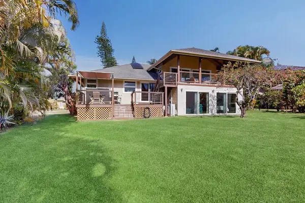 Amazing backyard with private backyard entrance to ground floor bedroom.