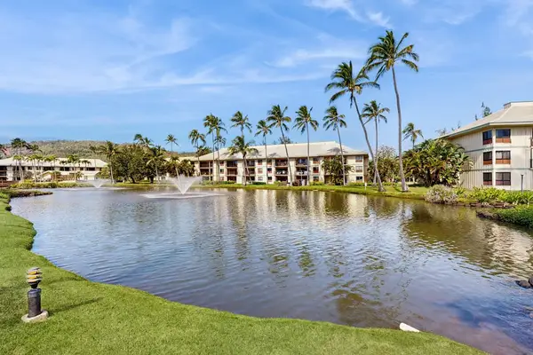 Resort living surrounded by breathtaking tropical island beauty