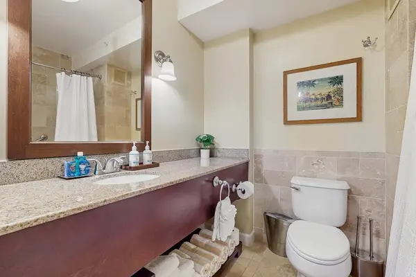 Fresh towels and thoughtful comforts always available