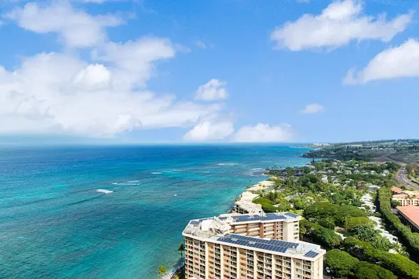 Panoramic Oceanfront Skyline Views