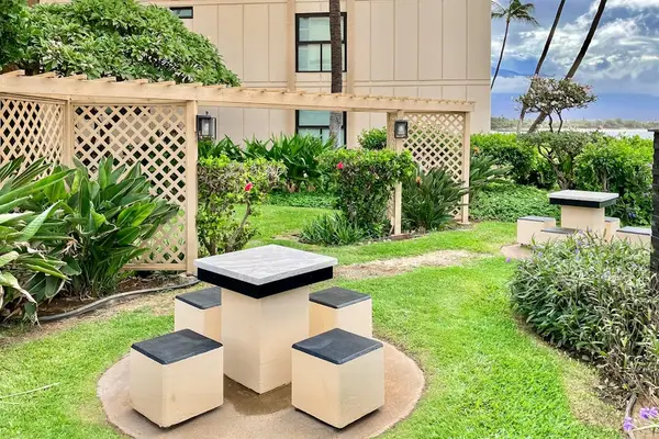 Private Garden Courtyard Escape