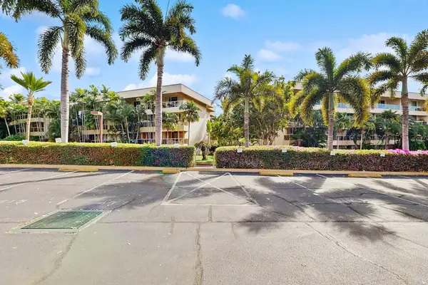 Convenient parking with easy access to the resort