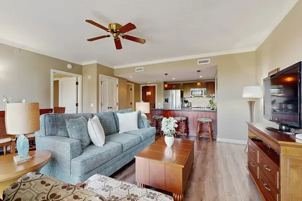 Bright Island Living With Open Layout
