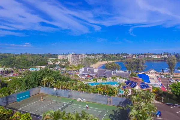 Scenic Resort Courtyard And Marina Views