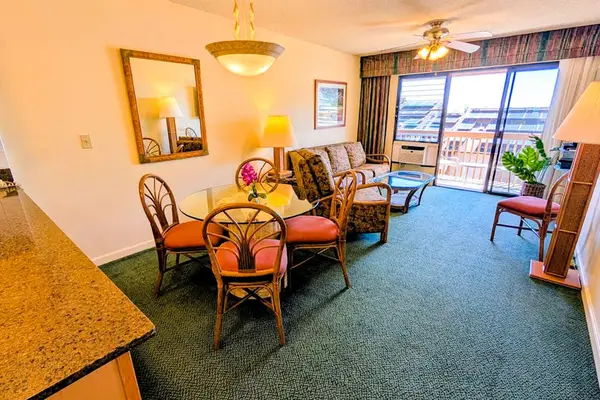 Bright dining area with seamless access to the private lanai