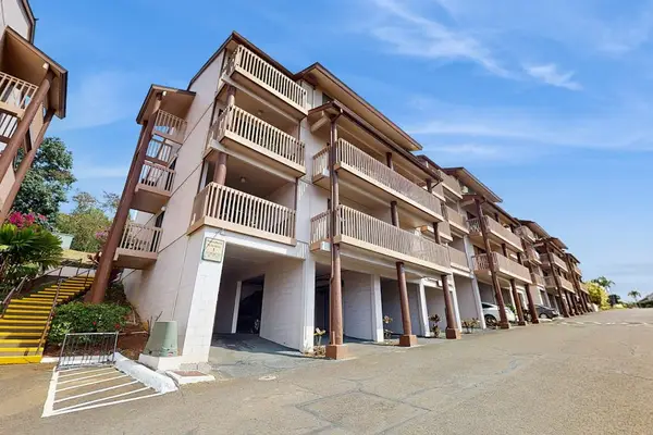 Exterior view of the resort with convenient covered parking