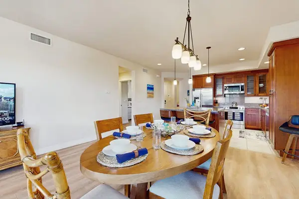 Gather Around For Memorable Meals