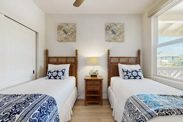 Comfortable Twin Room For Family Stays