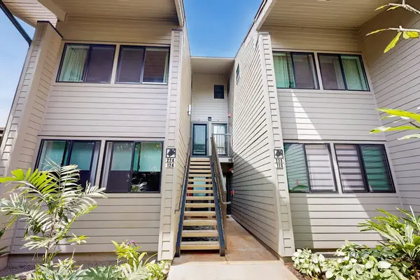 Mahina Surf Resort