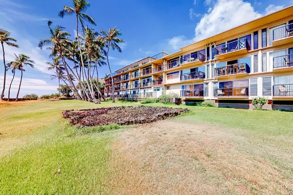 Oceanfront lawn perfect for relaxing outdoors