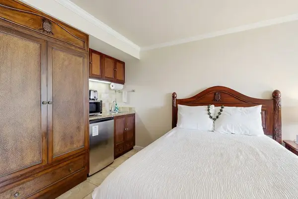 Studio Comfort With Kitchenette