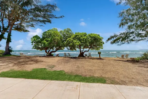 Oceanfront Lawn With Endless Views