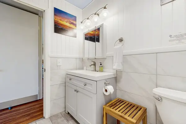 Bathroom Vanity & Sink
