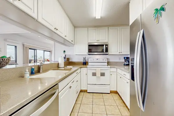 Bright And Functional Kitchen