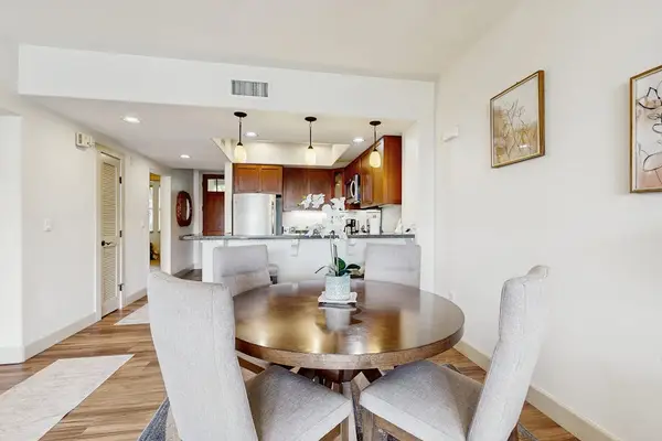 Open Concept Dining Area