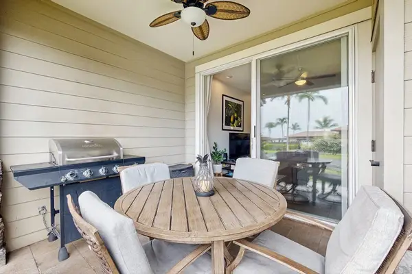 Private Outdoor Dining Patio