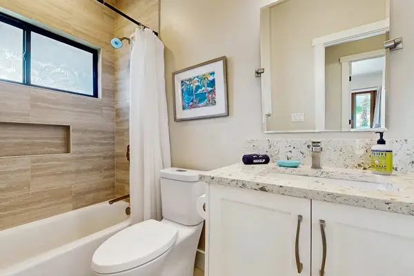 Elegant Guest Bathroom With Modern Finishes