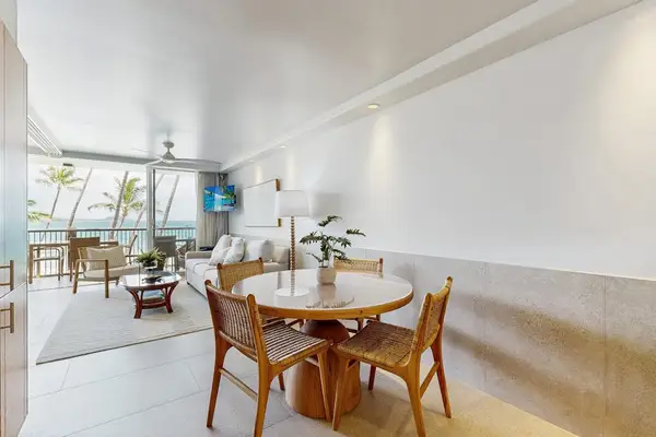 Dine Together in Comfort