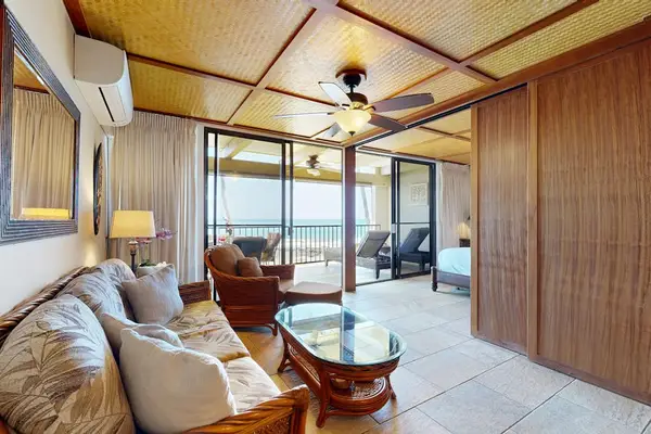 Open Airy Layout Layout Featuring Exquisite Woven Ceiling Accents
