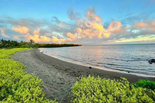 Watch the sunset transform the horizon into a spectacular display of vibrant evening beauty