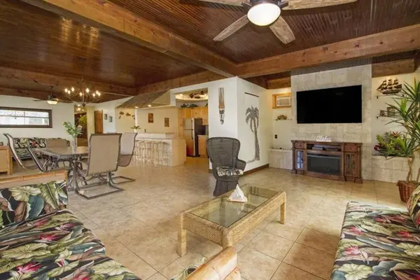 A versatile space where guests can relax, have fun, and spend quality time together.