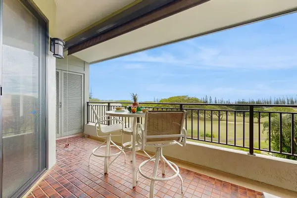 Private furnished balcony for sipping that morning coffee or evening glass of wine in the salty air.