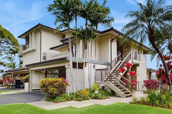Kapalua Golf Villas Resort is covered with beautiful tropical foliage.
