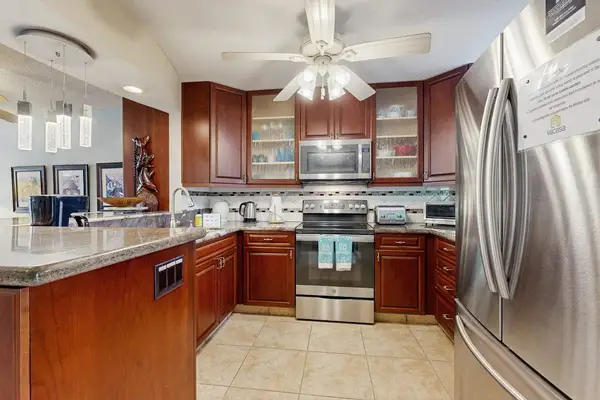 Chef's Kitchen With Premium Appliances
