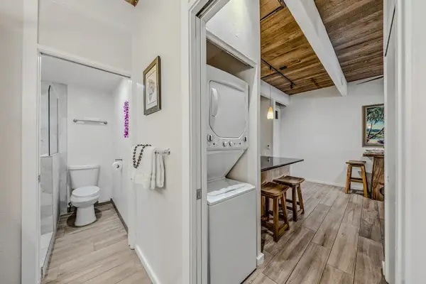 Convenient In-Unit Washer And Dryer For All Your Beach Gear