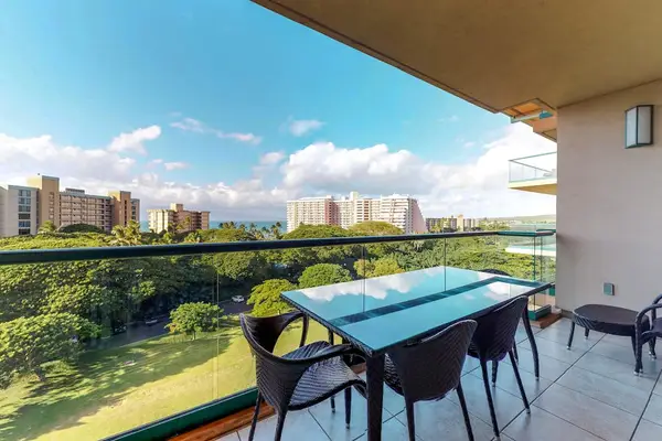 Spacious private lanai with comfortable seating to relax and take in the beautiful Honua Kai views.