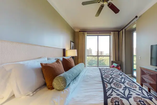 Confortable bedroom with city view