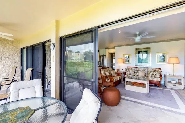 Covered Patio with Outdoor Dining & Seamless Living Room Access
