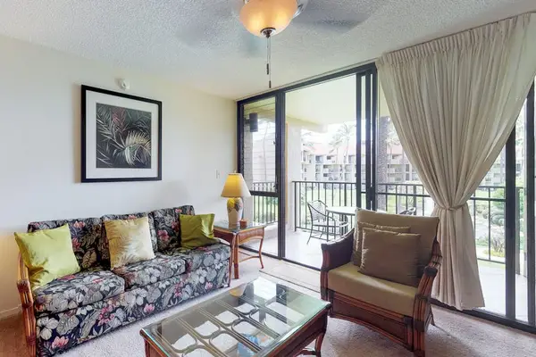 Cozy seating area with refreshing tropical views