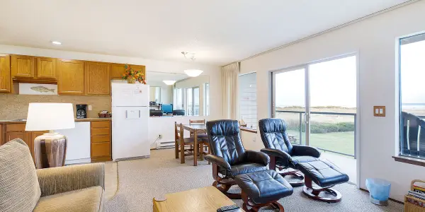 Vacation Rental Management l Recreation Stays 84 c1535af5 5853 49 oWsWj