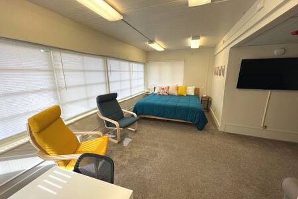 Premium Room, King Bed, Queen Sofa Bed