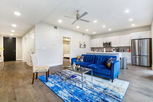 Resort Style Bywater Condo w/ Pool Gym & Parking!