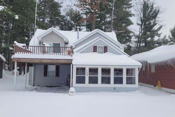 New! The bear lake hideaway – very cute & cozy!