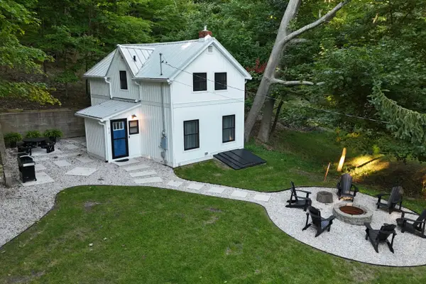 NEW!  Deer Run – Gorgeous and Great Location!