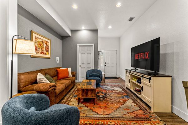 Chic city stay | near dt