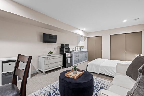 New! Cozy studio | kitchenette | near sloan’s lake