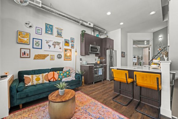 Bright 1br + office, garage, fast wifi