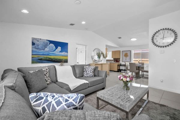 Cozy Hallandale Home | Prime Location & Family-Friendly