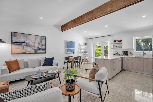 Oasis on the Grove, un refugio moderno en Miami.