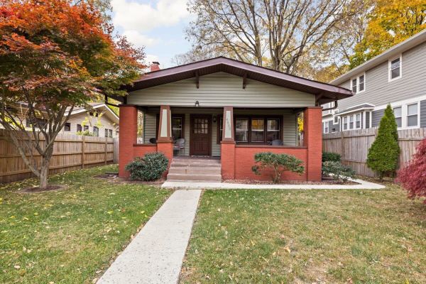 Fire Pit, Grill, Piano | Near Broad Ripple